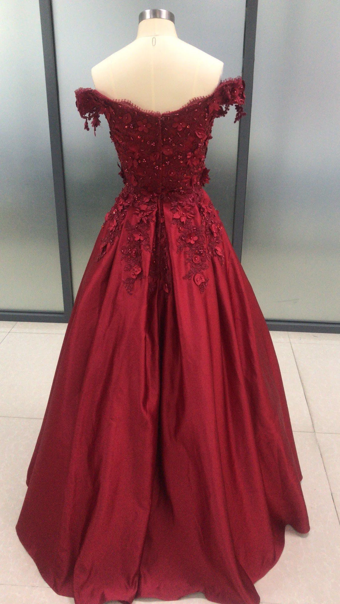 ball gown burgundy sleeveless off the shoulder lace applique prom dresses dmc77 ball gown burgundy sleeveless off the shoulder lace applique prom dresses dmc77