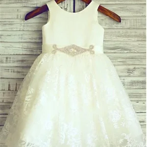import placeholder for ivory a line scoop lace sleeveless floor 160221034