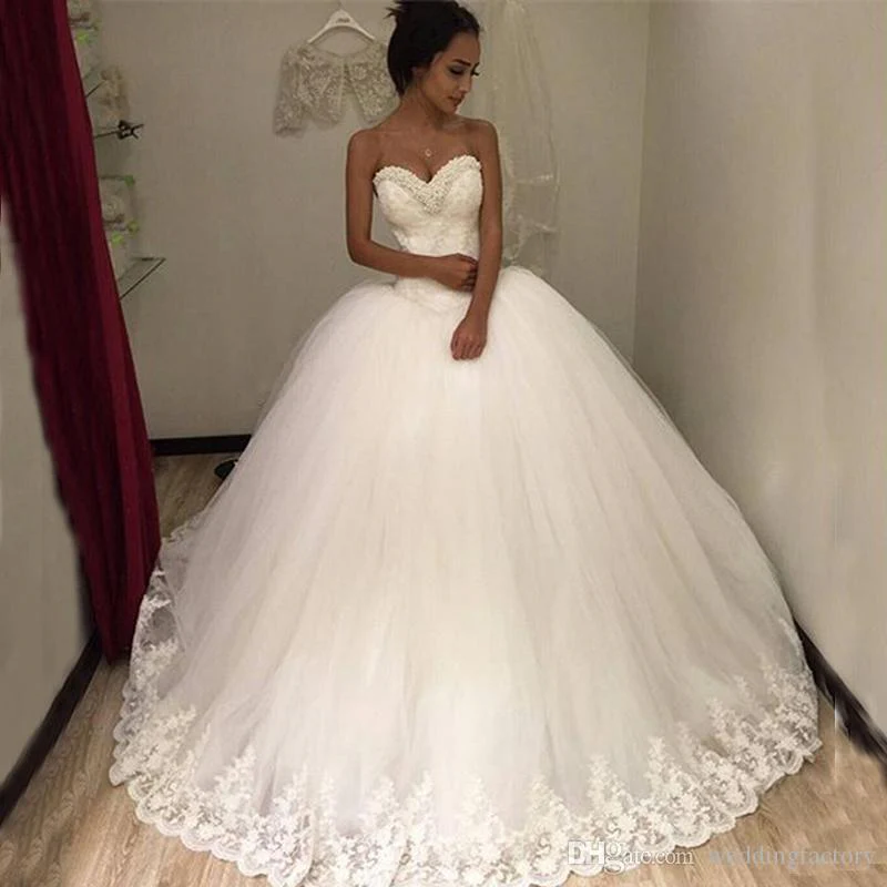 sweetheart sleeveless tulle long ball gown wedding dress with lace appliques dmh97 sweetheart sleeveless tulle long ball gown wedding dress with lace appliques dmh97