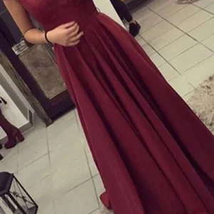 import placeholder for simple burgundy off the shouldmr long pr 160220468