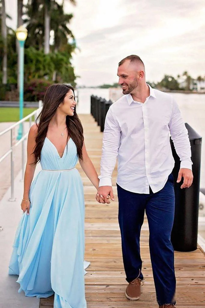 import placeholder for sexy split sky blue beach simple wedding 160219907 import placeholder for sexy split sky blue beach simple wedding 160219907