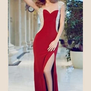 import placeholder for sheath red cap sleeve sweetheart front s 160219361