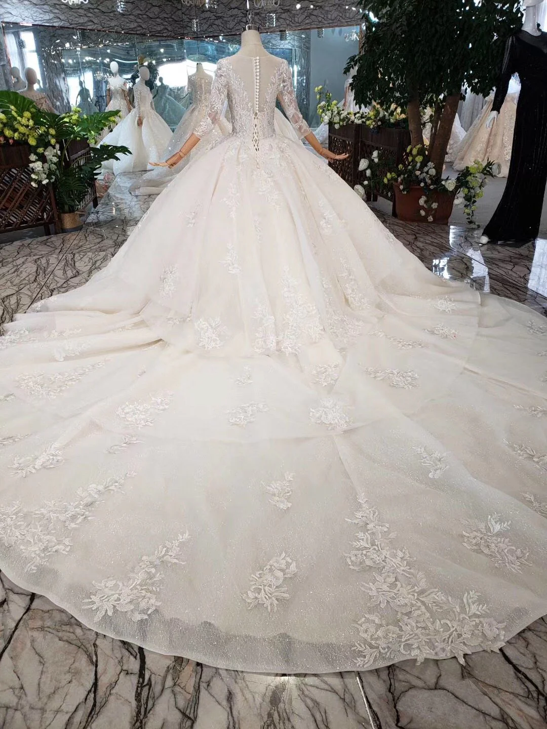 elegant scoop ball gown wedding dresses, 3/4 sleeves wedding gown dmj97 elegant scoop ball gown wedding dresses, 3/4 sleeves wedding gown dmj97